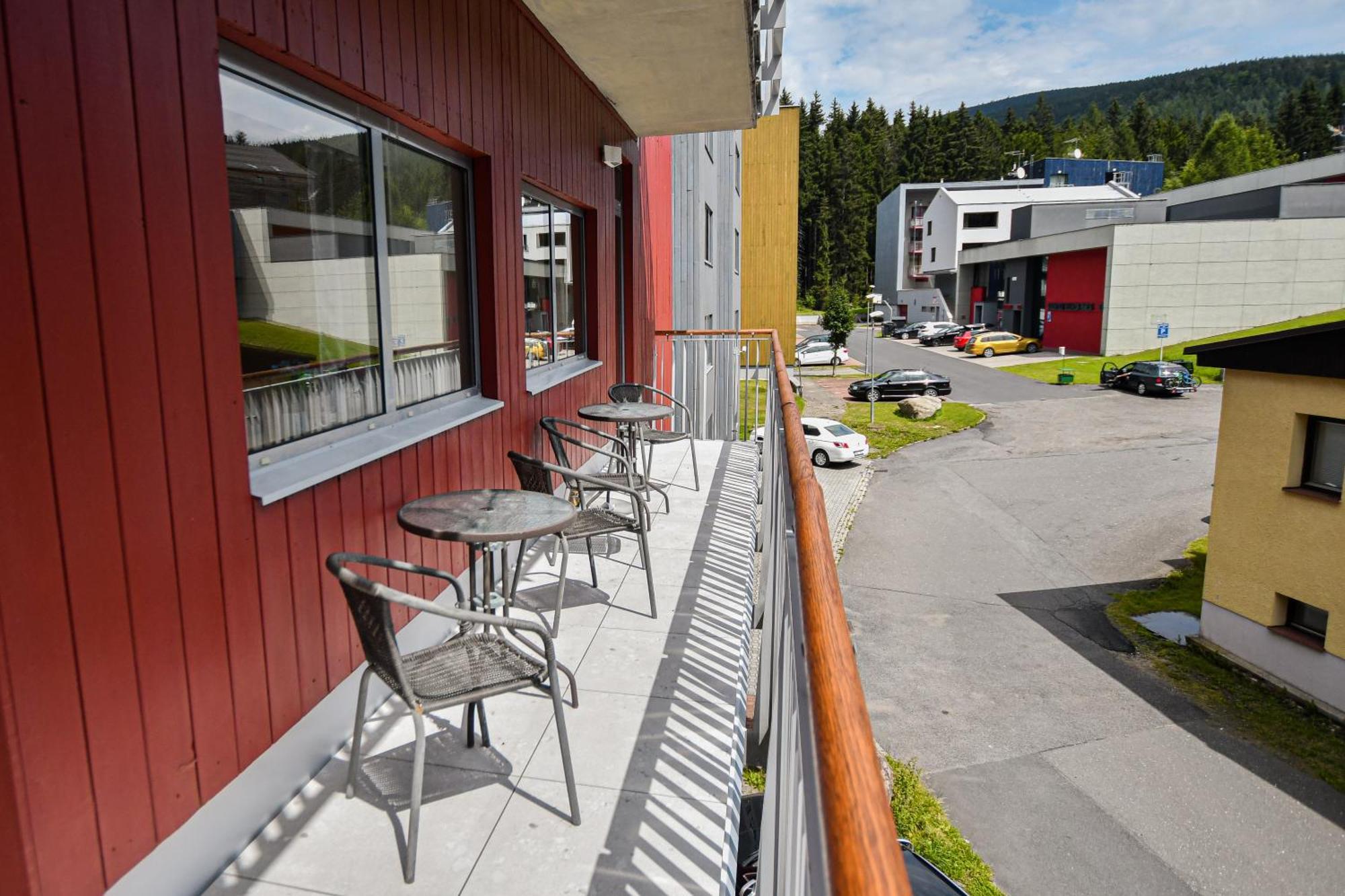 Apartmany Ados Harrachov Eksteriør billede